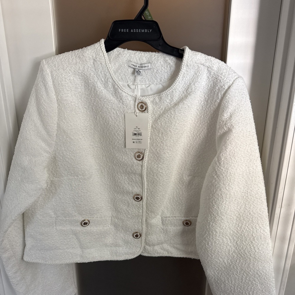 Free Assembly LS Crew Neck Boucle Jacket  XS White Interview Outfit Boss Babe